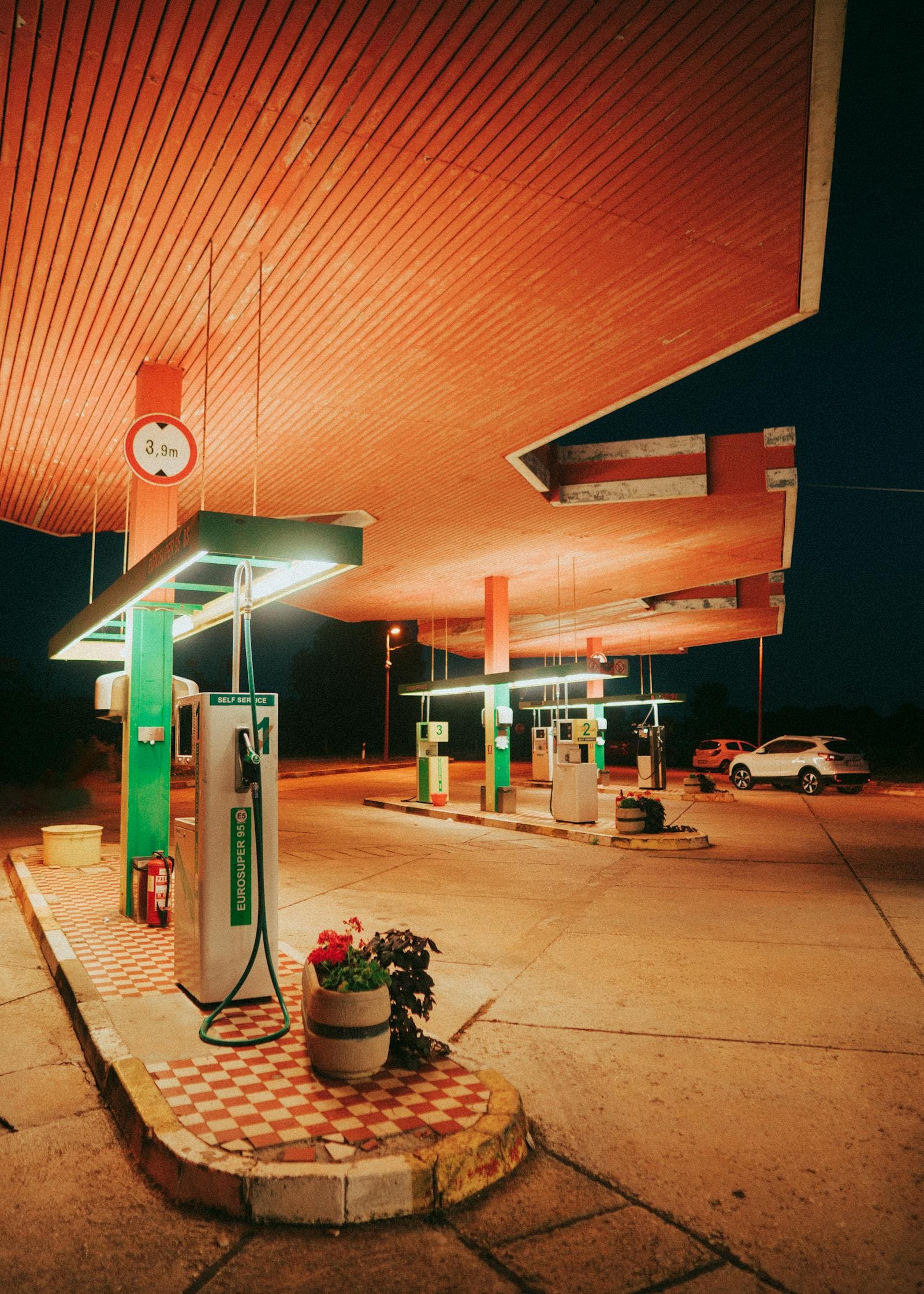 Fuel Stations & Convenience Retail — image 11
