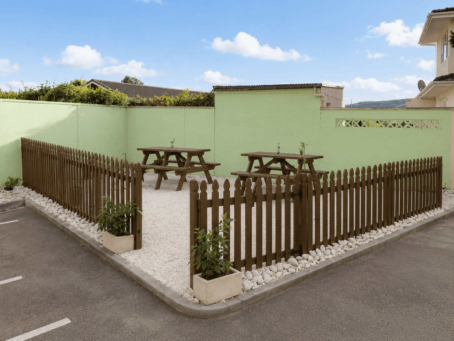 Hotels & Hospitality — image 9